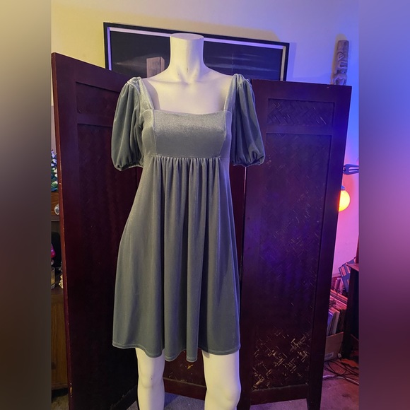 Coquette charming periwinkle velvet puff sleeve babydoll dress garden ballerina - Picture 3 of 8